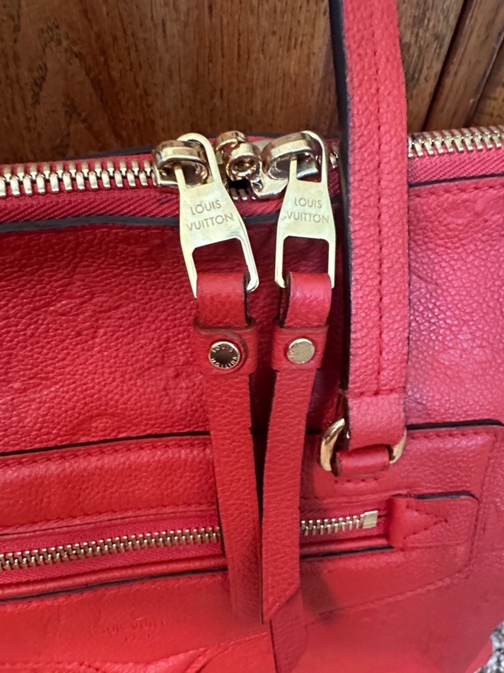 Louis Vuitton Lumineuse Empreinte Red Orient Leather Tote with Gold Hardware - Picture 3 of 16